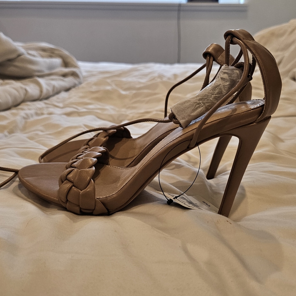 Express Heels- NWT
